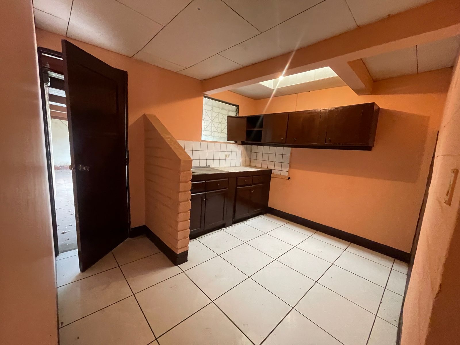 Casa en venta en Colonia Centroamérica cerca de los antiguos tacos charros