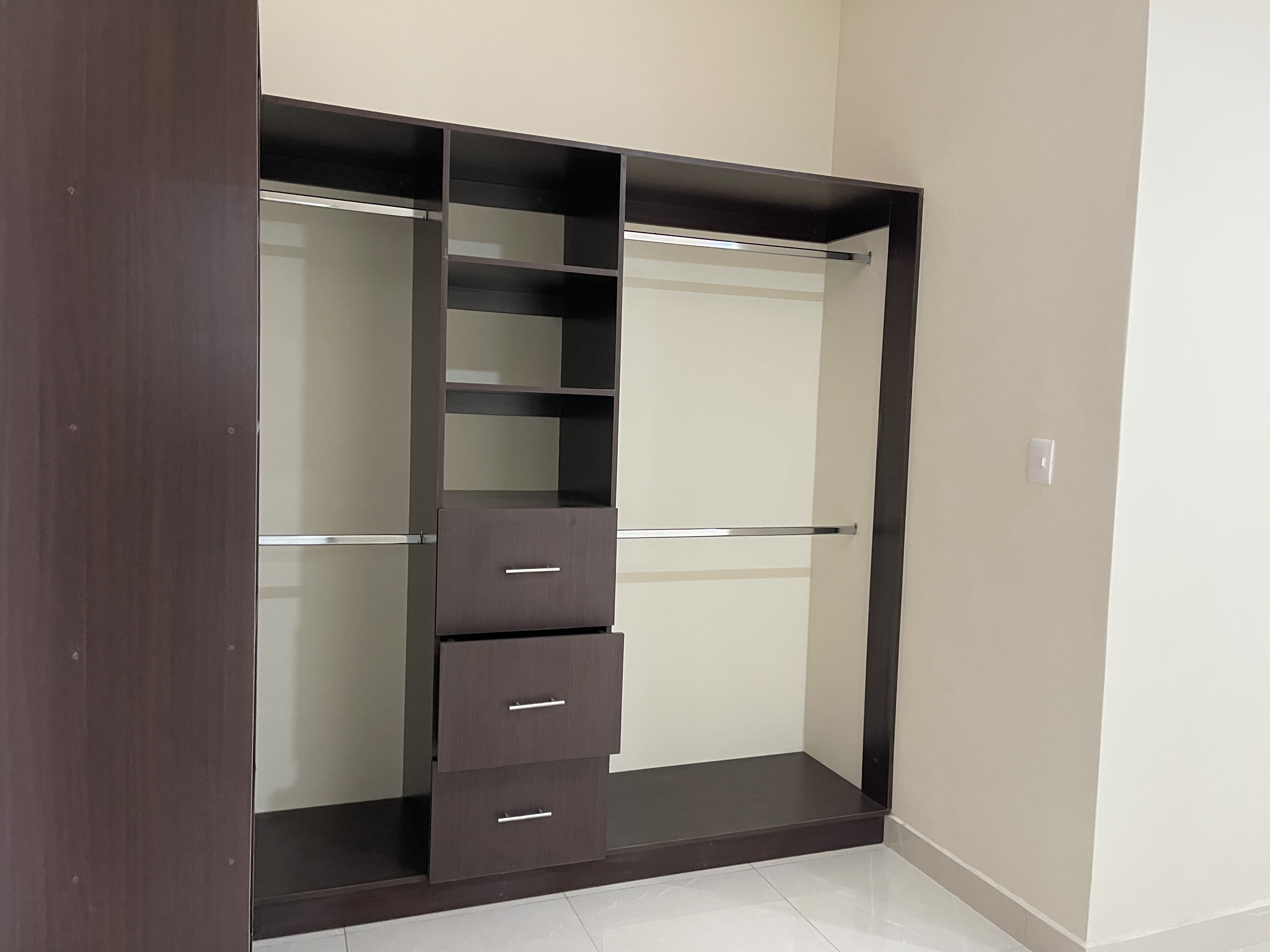 CASA NUEVA EN VENTA EN RESIDENCIAL PRIVADO KM 14 CARRETERA A MASAYA HACIA VERACRUZ