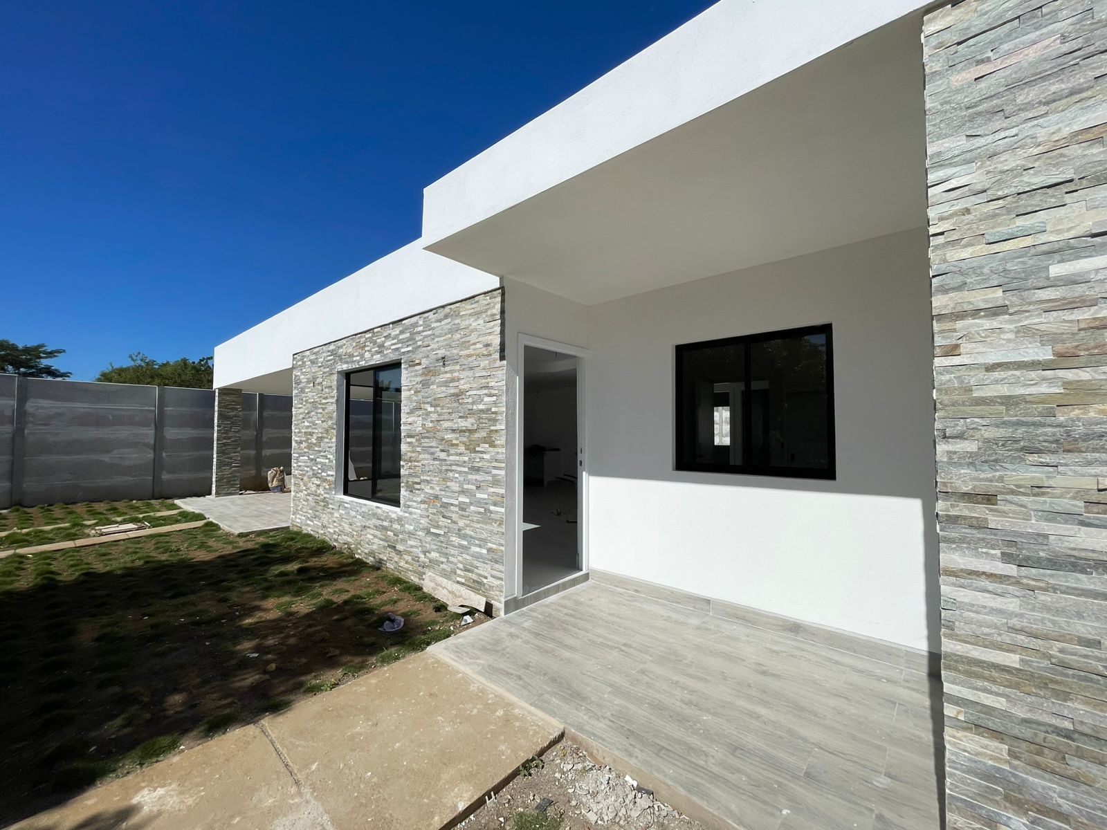 CASAS NUEVAS EN PRECONSTRUCCION VERACRUZ NICARAGUA