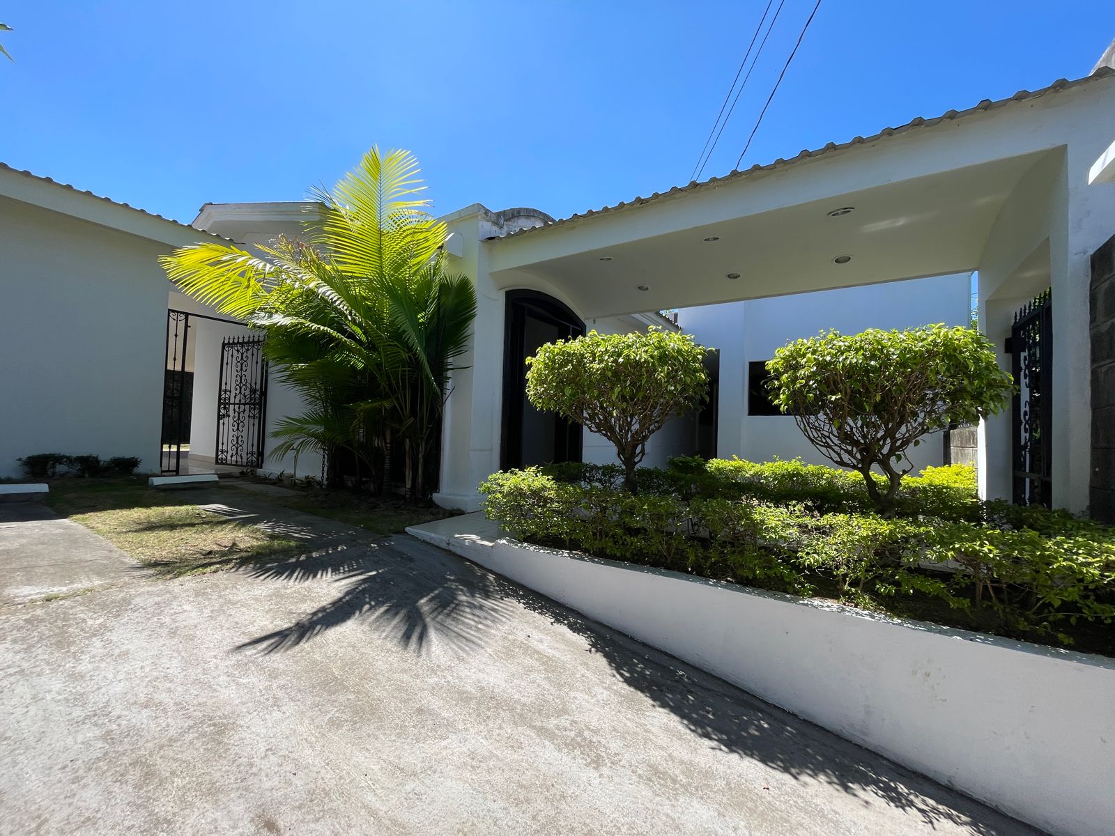 🏡 Casa Espaciosa y Completa en Venta - Sector Veracruz Nicaragua