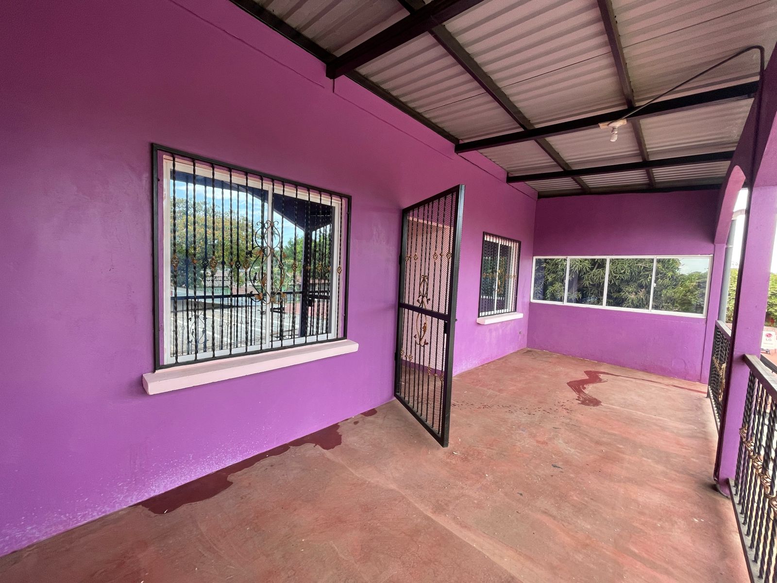 Casa Familiar con Apartamento Independiente en Barrio La Fuente – ¡Oportunidad de Inversión! 🏡✨