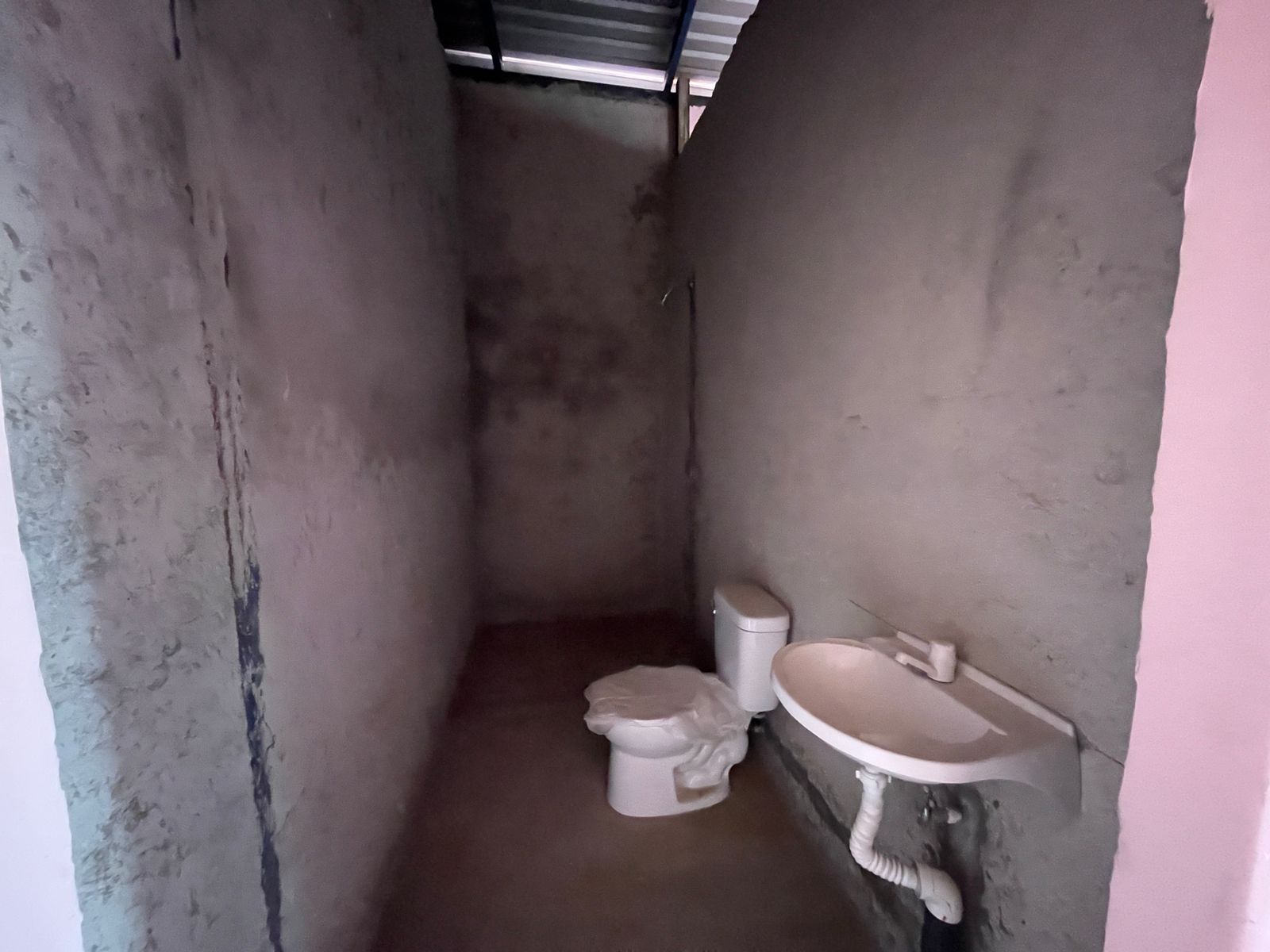 Casa Familiar con Apartamento Independiente en Barrio La Fuente – ¡Oportunidad de Inversión! 🏡✨