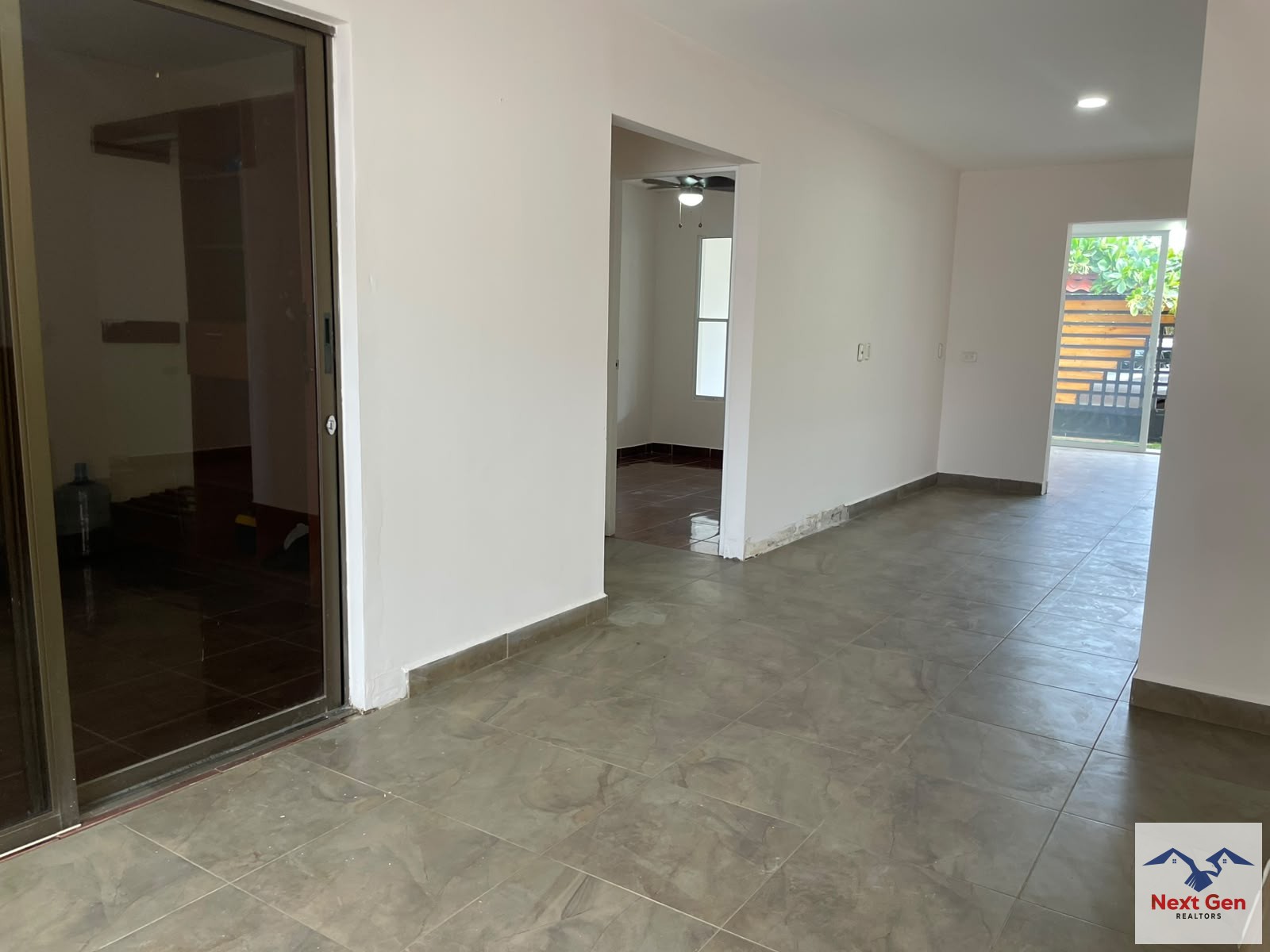 ¡Tu nuevo hogar te espera! Linda casa familiar en Residencial exclusivo – Carretera a Masaya km 13 🏠✨