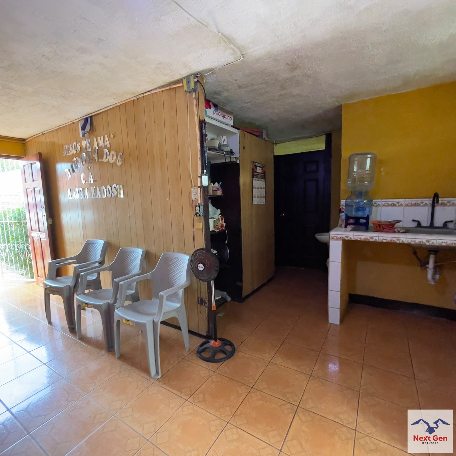 CASA EN VENTA RESIDENCIAL LAS MERCEDES, CARRETERA NORTE, MANAGUA