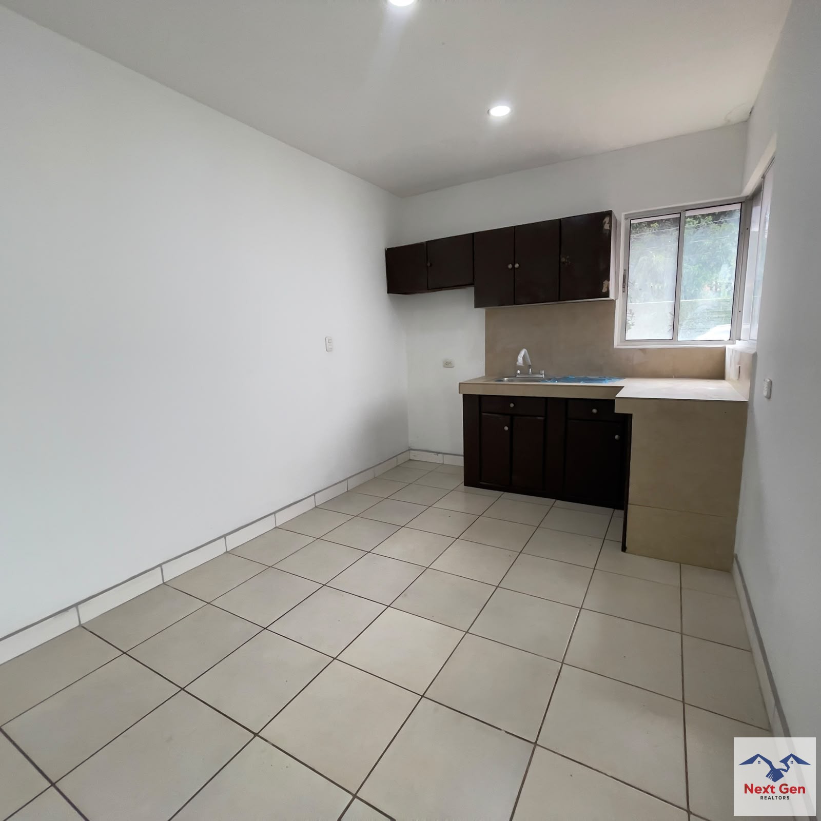 CASA EN VENTA RESIDENCIAL SEGURO KM 13 CARRETERA A MASAYA