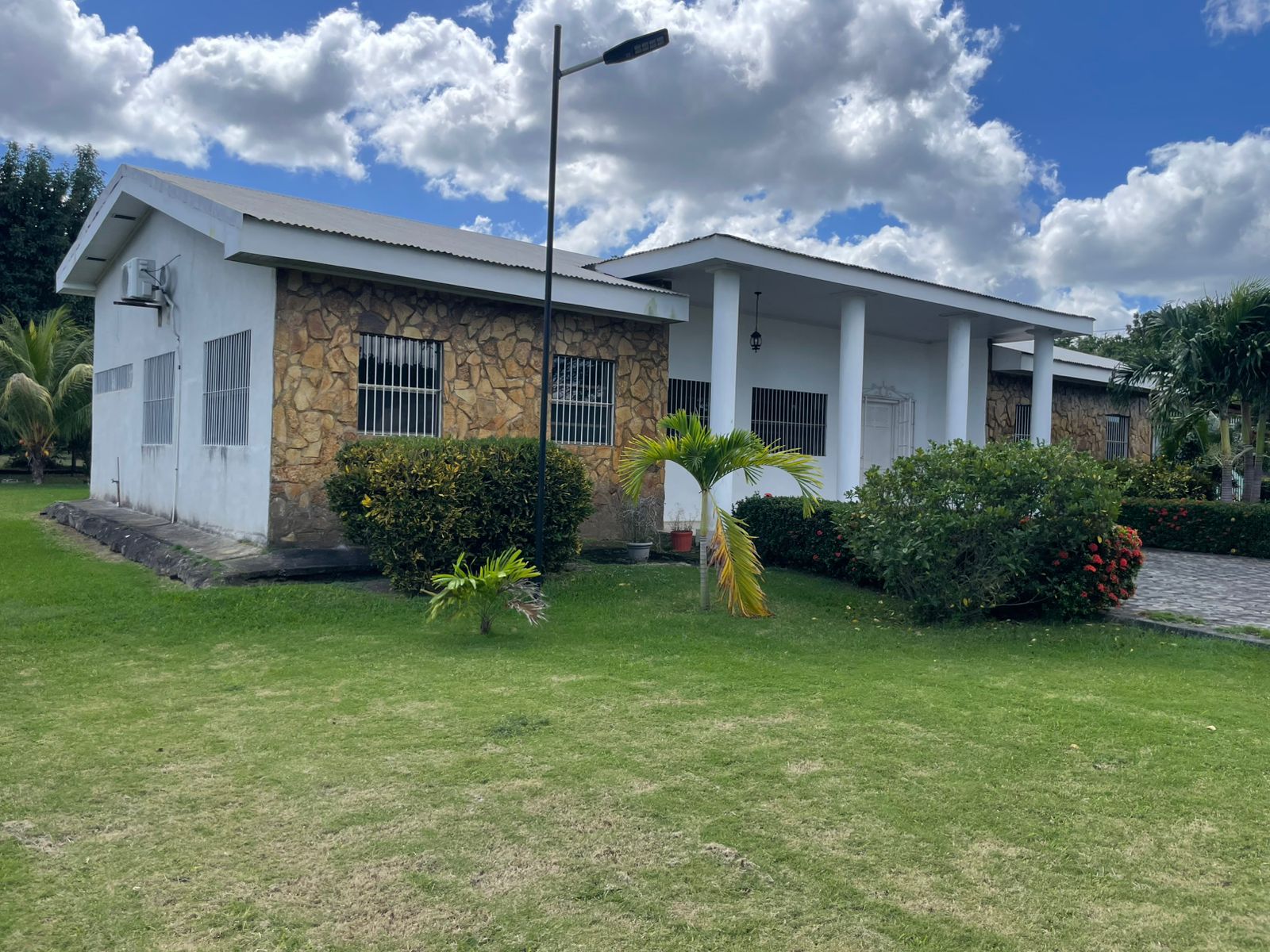 CASA EN VENTA ESTILO QUINTA EN VERACRUZ, KM 14 CARRETERA  A MASAYA, NICARAGUA